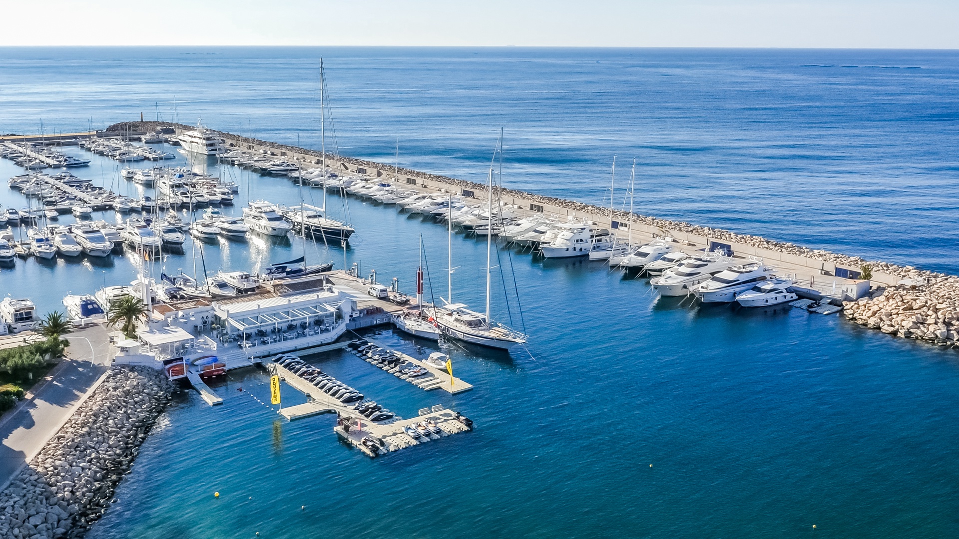 Apartment in Altea